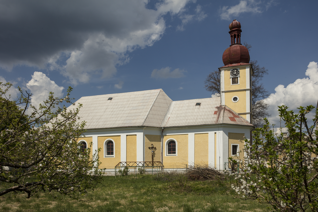 Zadní Chodov, kostel Nejsvětější Trojice. Foto: Národní památkový ústav