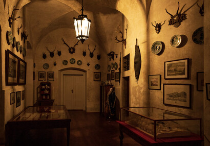 Rodové muzeum po setmění